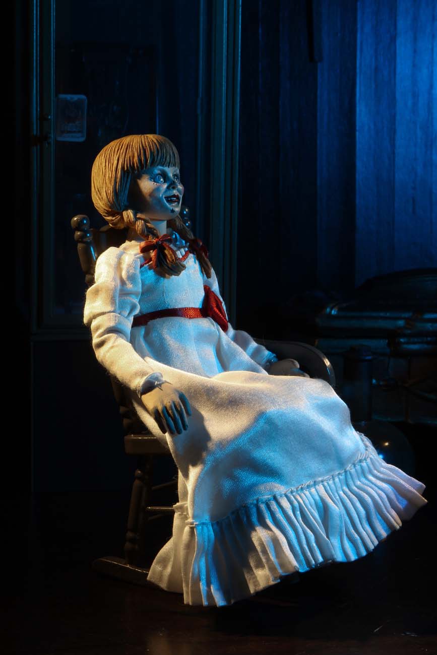 Annabelle  comes home Neca