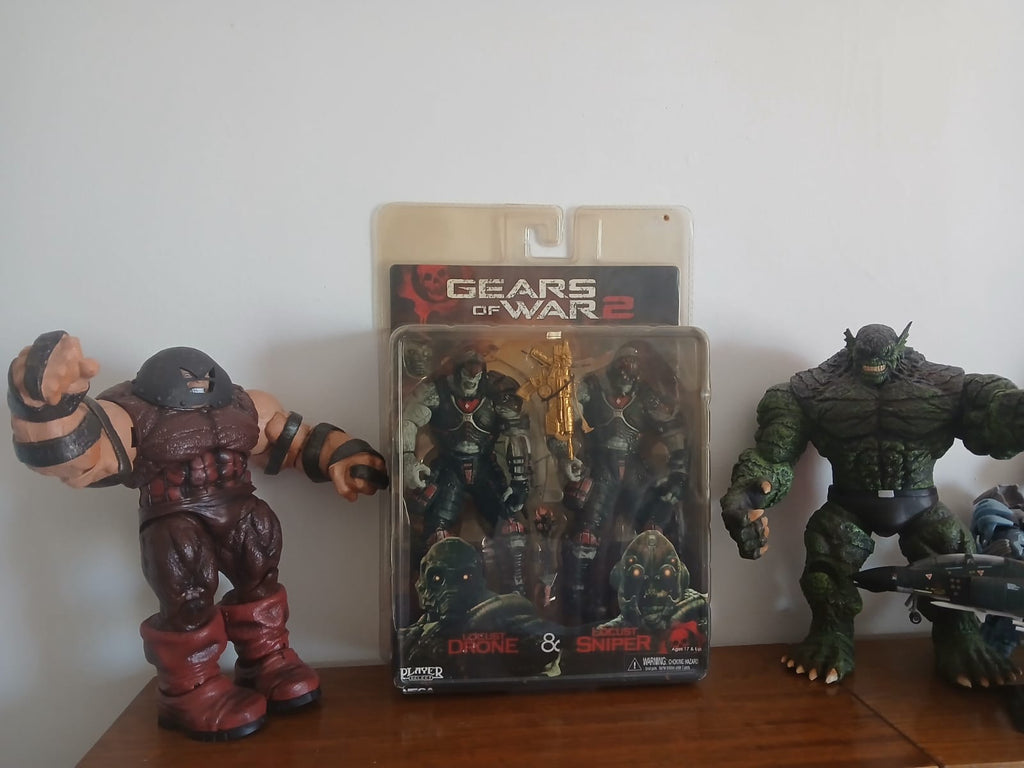 NECA Gears of War Locust Drone & Sniper Sellado – Figura Coleccionista Premium 7” – Original, Rara y Descontinuada – Gaming Collectibles